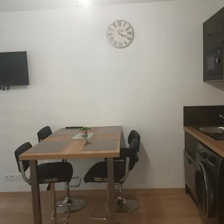 Ravissant T3 Centre-ville- A Cote Du Rexhotel 3* טרבה