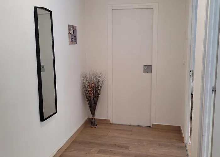 Daire Ravissant T3 Centre-ville- A Cote Du Rexhotel 3*